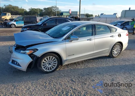 2016 Ford Fusion Hybrid Se из США, поврежденный, VIN 3FA6P0LU3GR190980